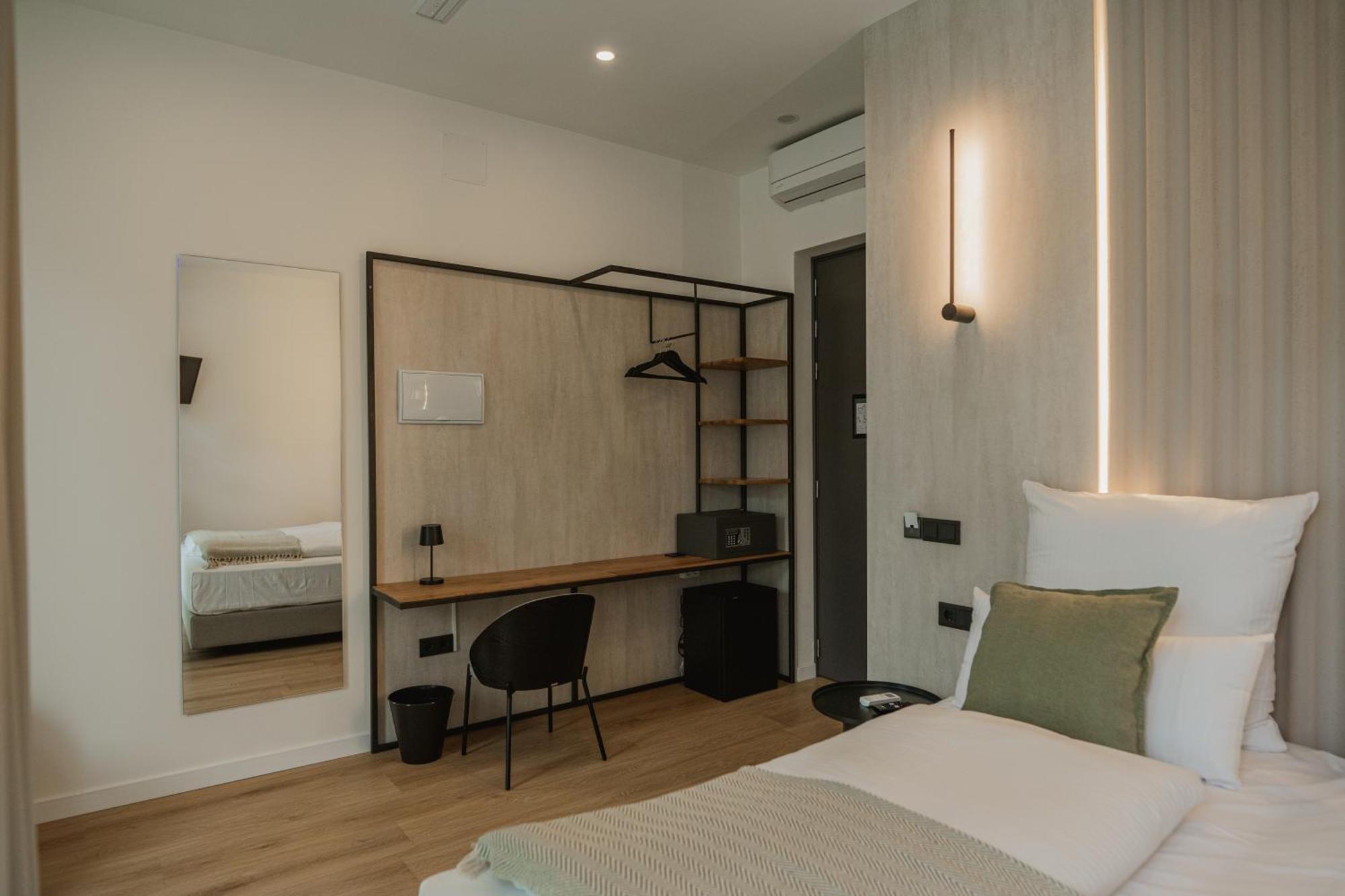 Casa Cuatro Boutique Hotel - Adults Recommended Novo Sancti Petri Exterior photo
